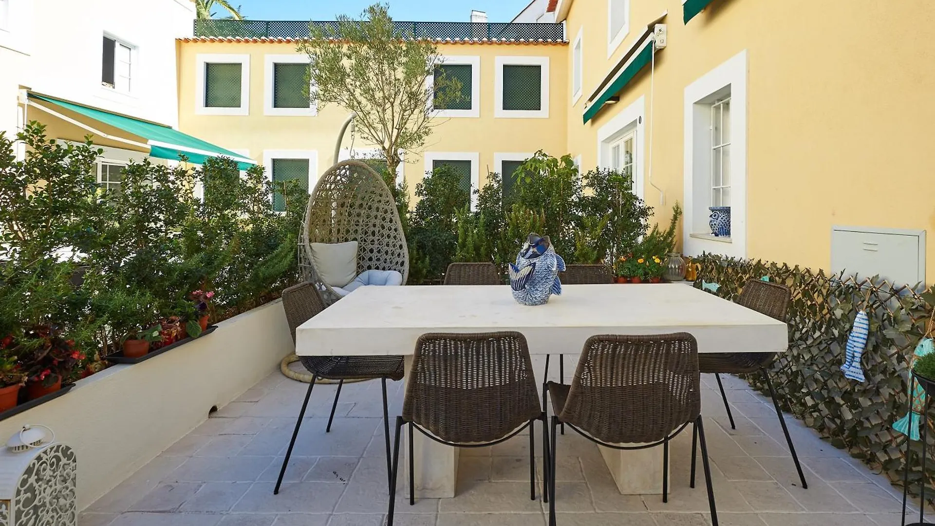 Spacious Apartment In Estoril With Private Garden 120 M² Portugal